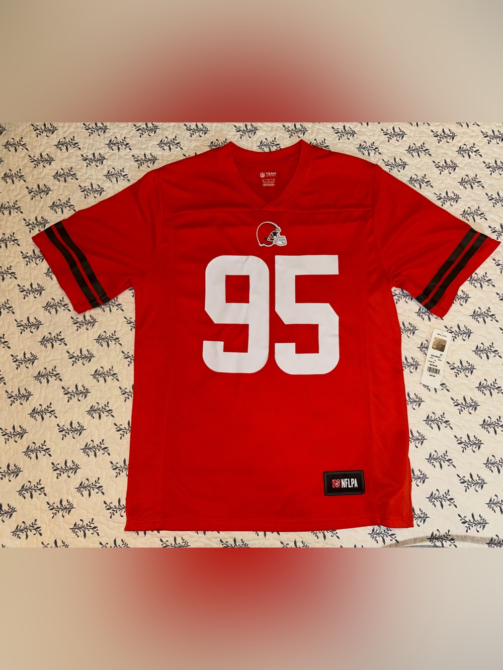 NFL Team Apparel Garrett #95 size medium NEW